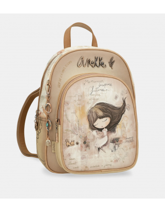 Mochila con bolsillo...