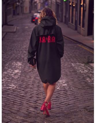 Chubasquero Rara Negro Aire...