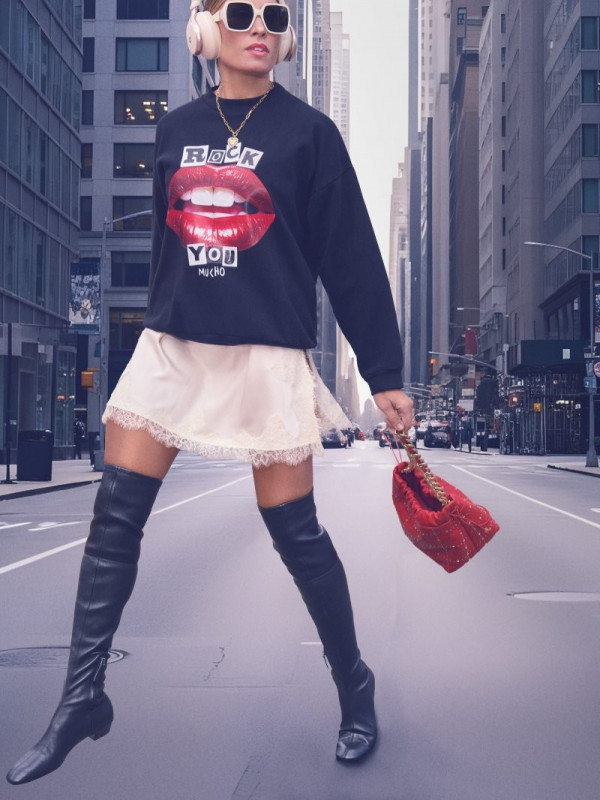 ▷ Comprar Sudadera Labios Rock You Aire Retro| Sopotey Woman. 2