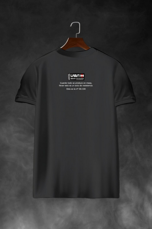 ▷ CCamiseta Chico LASAL Complicated Negro Desgastado 2