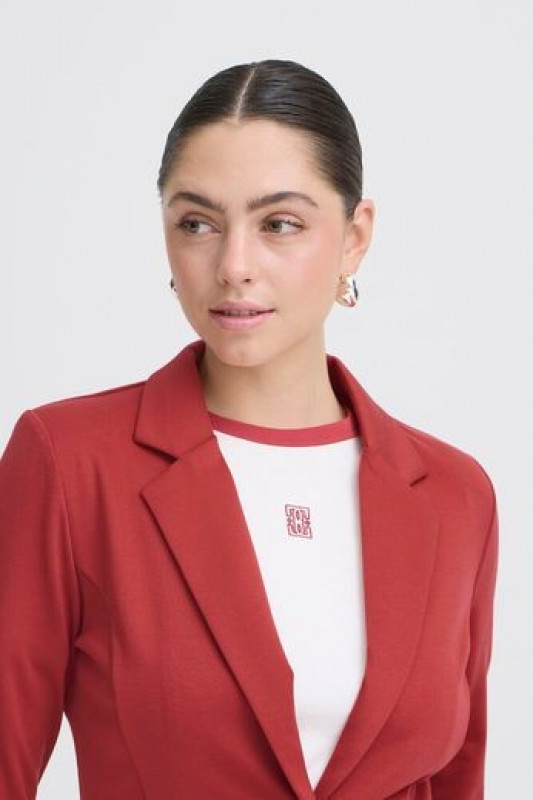 Blazer Kate Corta Entallada Garnet ICHI 2