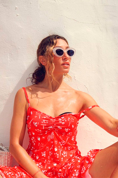 vestido-tirantes-ramilletes-rojo-aire-retro